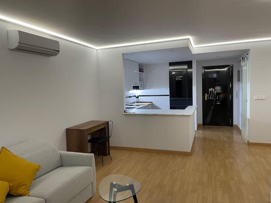 Apartment Khelok *
